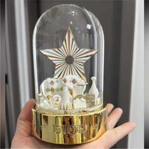 Dior gift 2025 Christmas  snow Globe